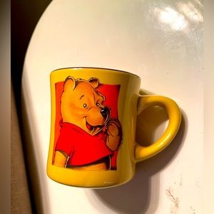 Disney Mug, Winnie the Pooh.good condition